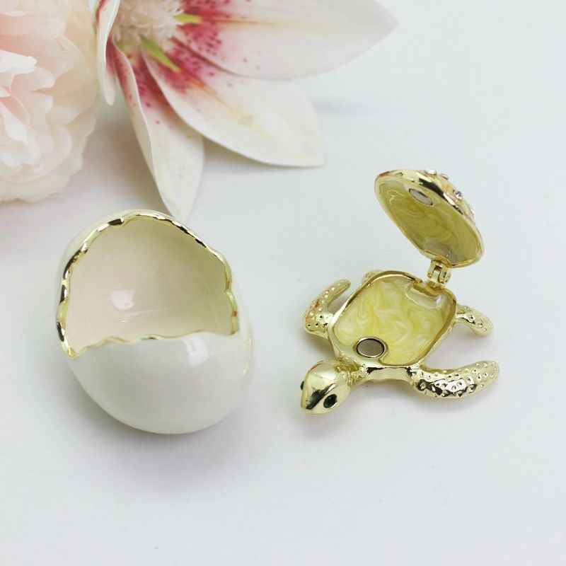 Creative metal craft newborn turtle figurine, turtle jewelry box, turtle refrigerator magnet, eggshell turtle enamel ornament